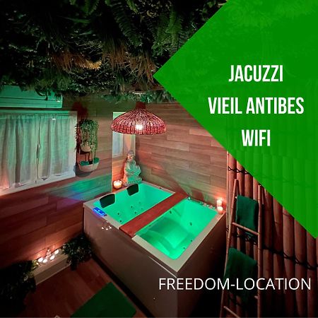 Апартаменти Le Balneo Jacuzzi Vieil Antibes Safranier Екстер'єр фото